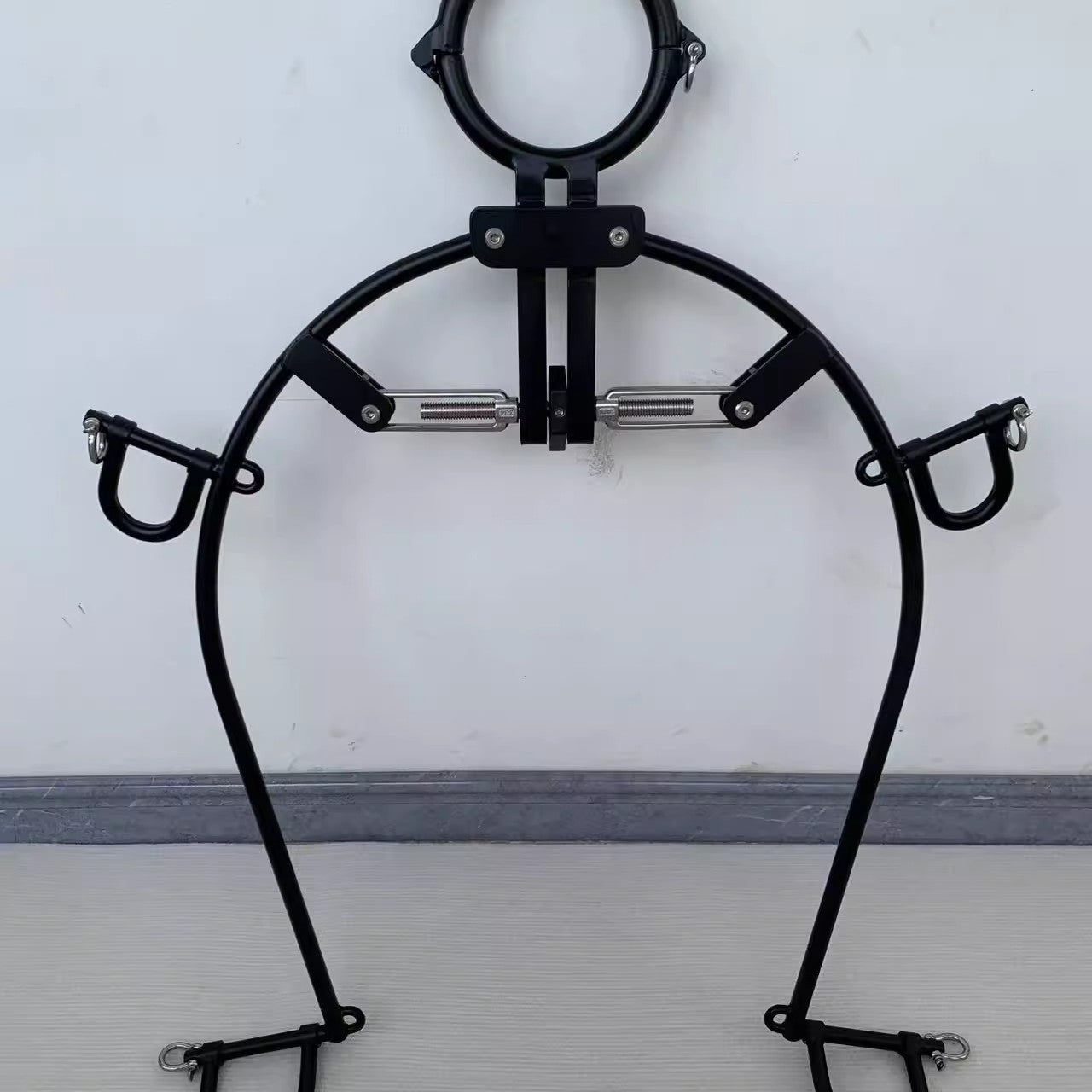 C works adjustable M split leg opener with self-binding padlock 杨子仪-t-equipment