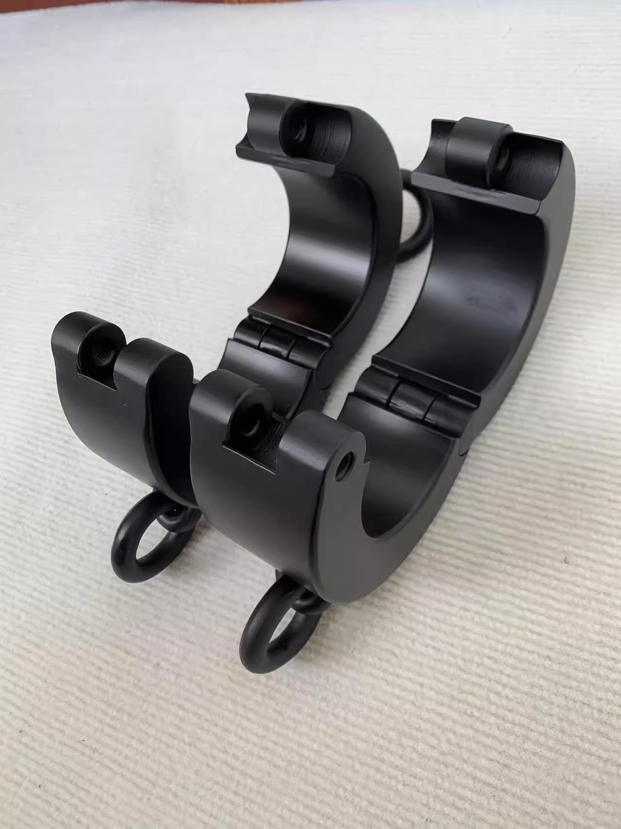 Heavy Shackles Series for Men and Women 杨子仪-t-equipment
